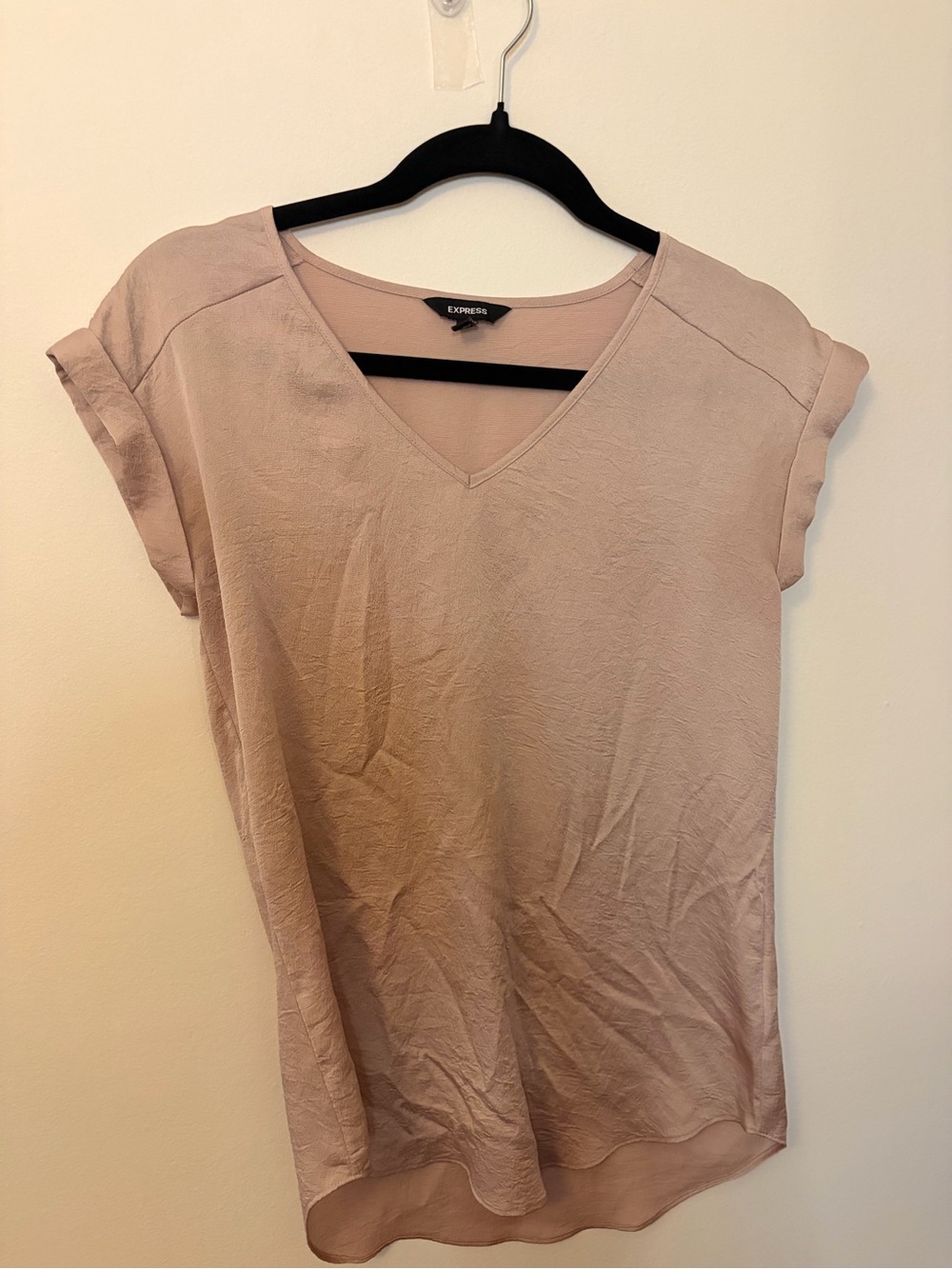 Express Dusty Blush V-Neck Short Sleeve Blouse